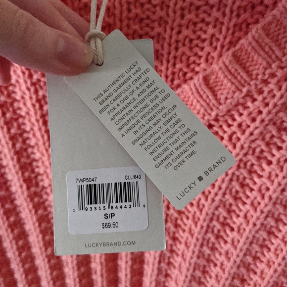 Lucky Brand | Coral V-neck Sweater - Picture 5 of 7